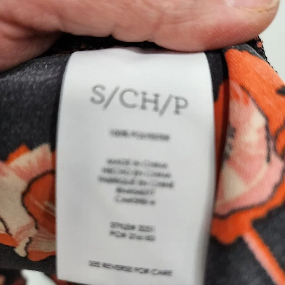 Cabi Womens‎ Flanders Blouse Small Black Red Poppy Floral Split Back Top #3251 - Picture 6 of 8